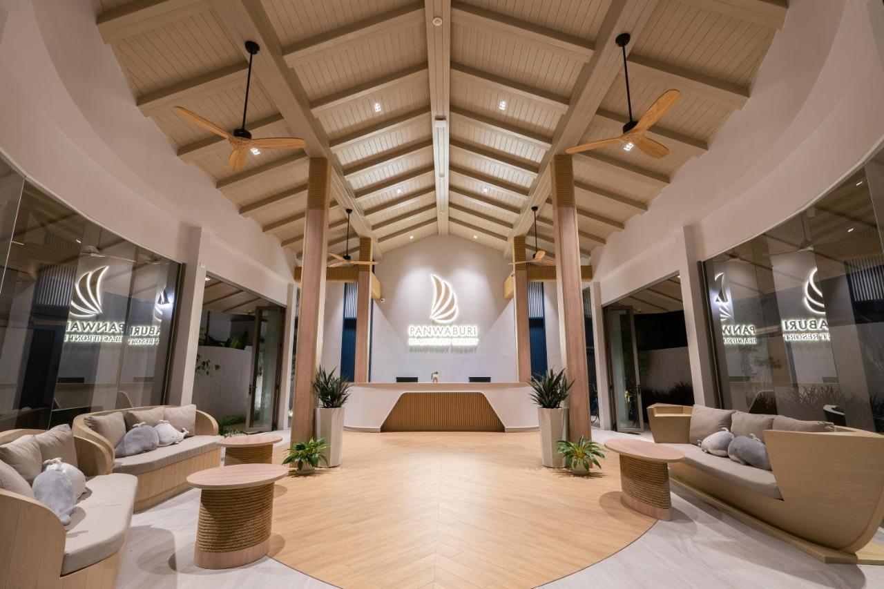 Panwaburi Beachfront Resort - Sha Extra Plus Extérieur photo The interior of the airport