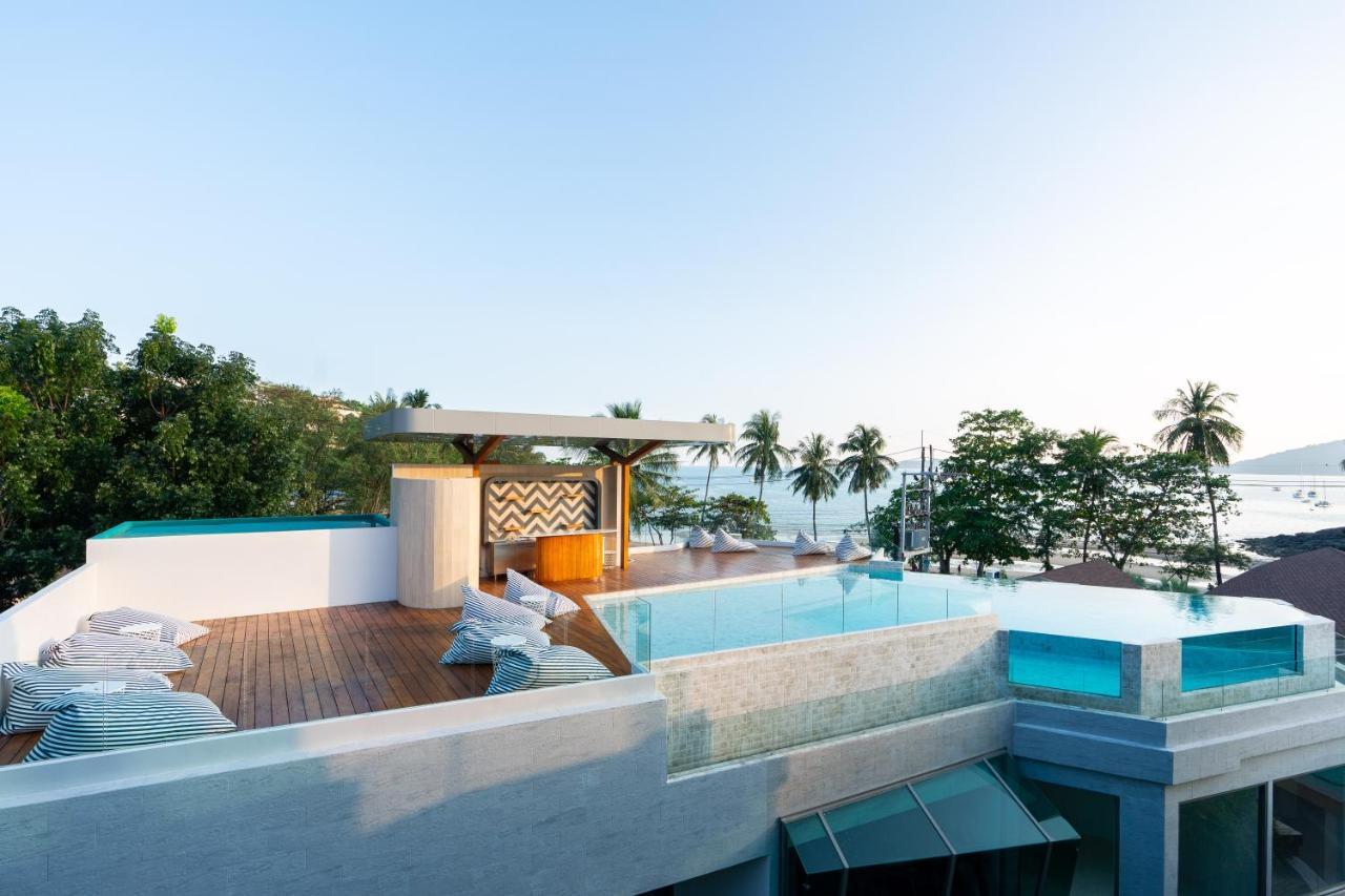 Panwaburi Beachfront Resort - Sha Extra Plus Extérieur photo Rooftop pool at the hotel