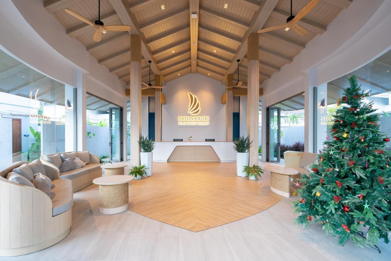 Panwaburi Beachfront Resort - Sha Extra Plus Extérieur photo Lobby