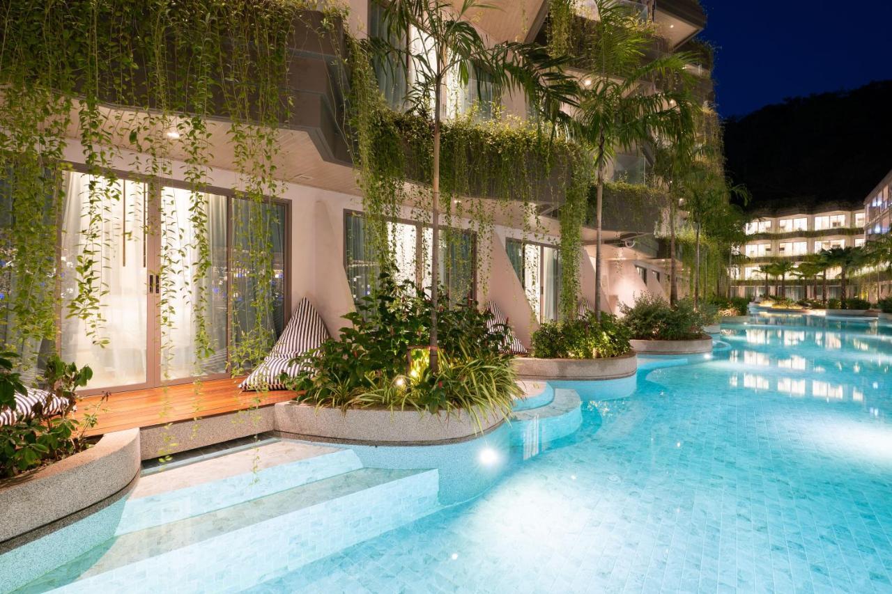 Panwaburi Beachfront Resort - Sha Extra Plus Extérieur photo The swimming pool at the hotel